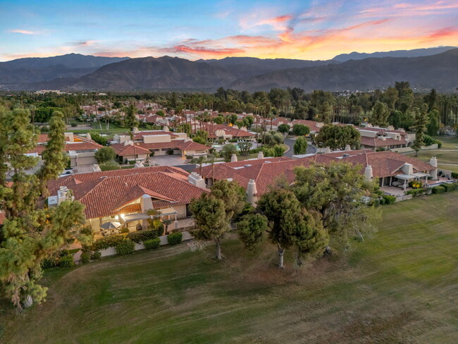 Building Photo - 47 N Kavenish Dr