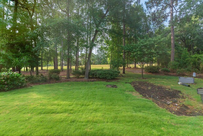 Building Photo - 3169 Glenview Dr