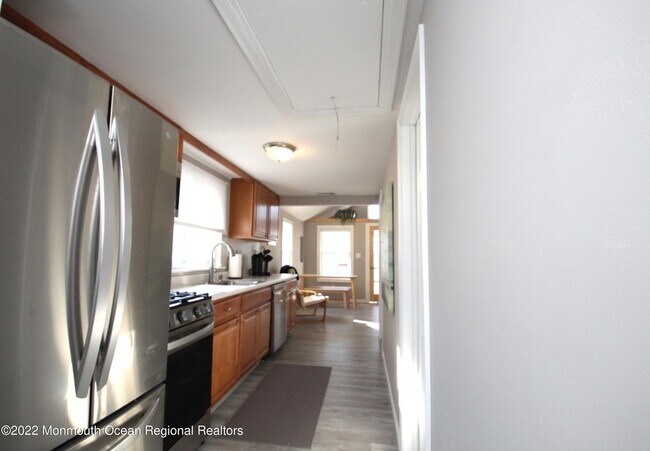 Building Photo - 234 4th Ave