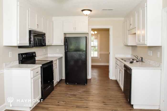 Building Photo - 207 Sweet Bay Ct