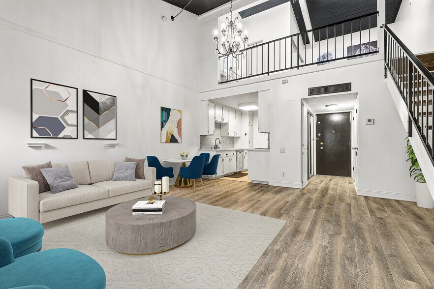 Building Photo - 5460 White Oak Ave