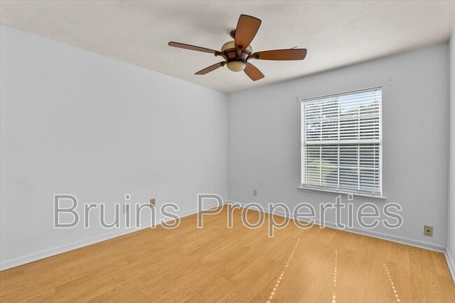 Building Photo - 5521 Hornaday Rd