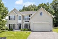 Building Photo - 6455 Saddlebrook Ln