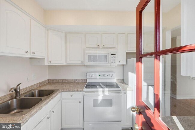 Building Photo - 4431 36th St S