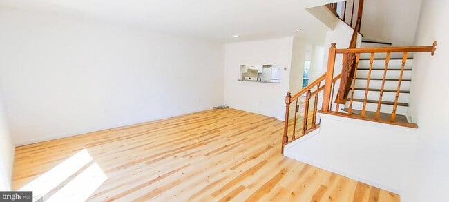 Building Photo - 14303 Beaker Ct
