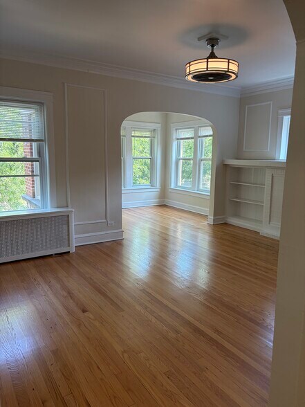 Building Photo - 116 Keeney St