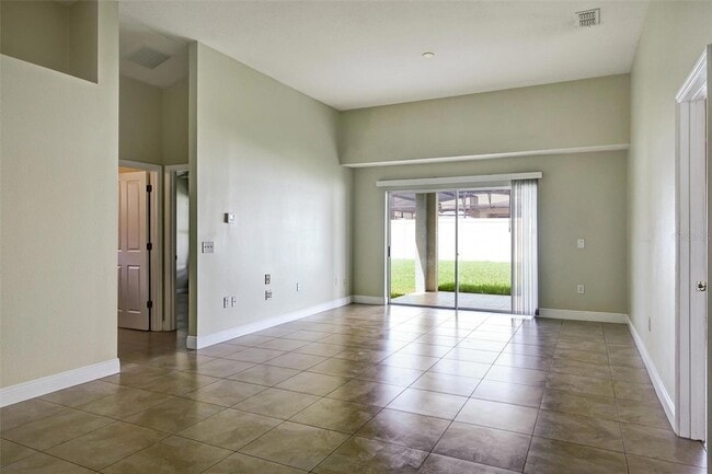 Building Photo - 2709 Lucas Lakes Ln