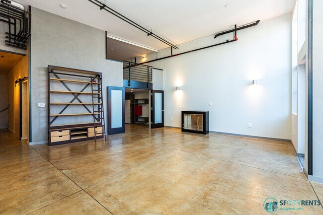 Building Photo - SoMa: Luxuriously Remodeled Conversion Liv...