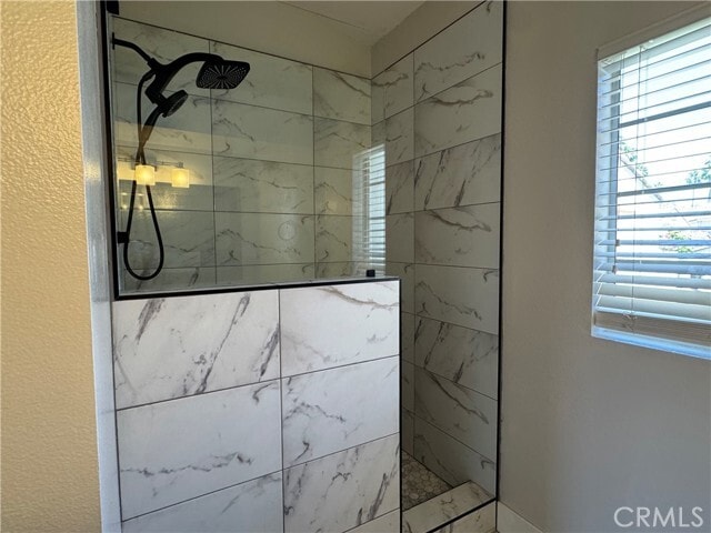Building Photo - 208 Chandon