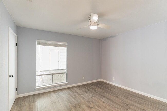 Building Photo - 807 Azie Morton Rd