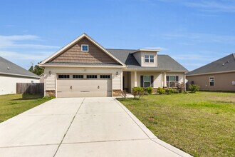 Building Photo - 518 New Hanover Trl