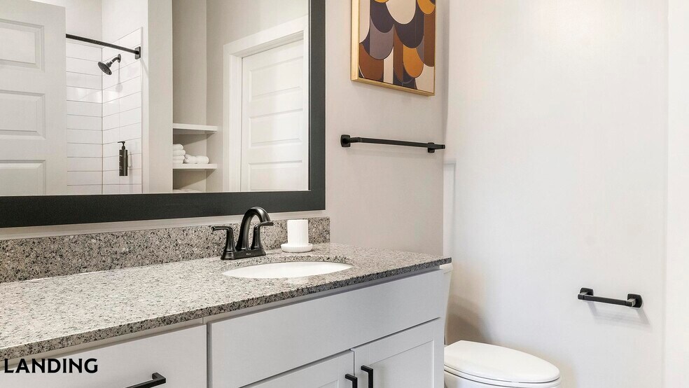 Building Photo - 1270 Hillcrest Dr