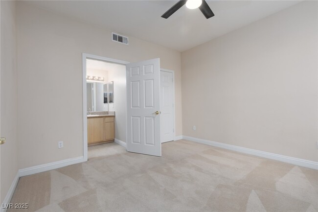 Building Photo - 8000 W Badura Ave