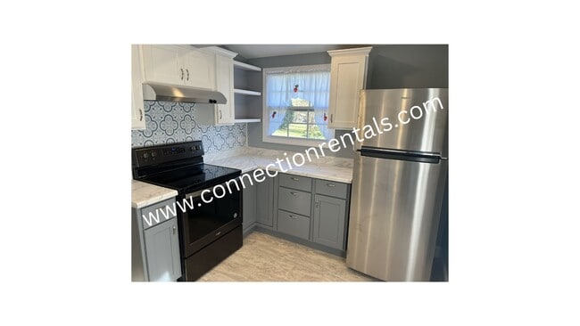 Building Photo - Great 3 bed 1 bath home in Dalton