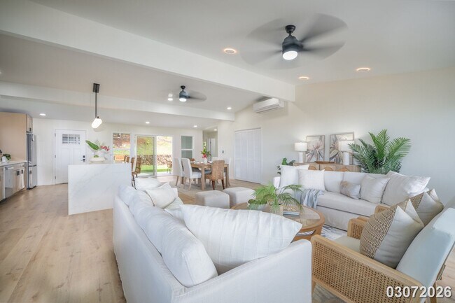 Building Photo - Fully Remodeled, Rarely Available 3BR/2BA/2PKG in Orchard Hills, Aeia Heights