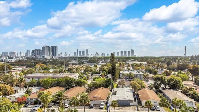 Building Photo - 15991 NE 18th Pl