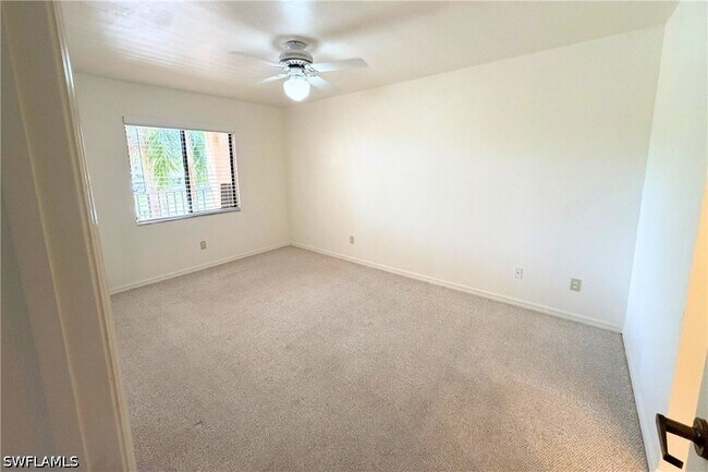 Building Photo - 7360 St Ives Way