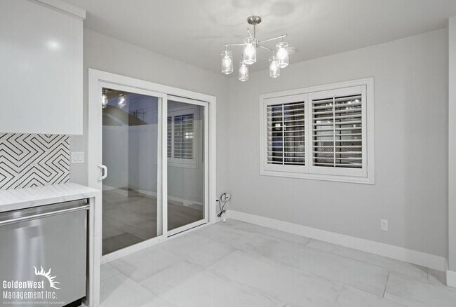 Building Photo - Stunningly Renovated 3Bdm 2Ba Home + Casita in Poway!
