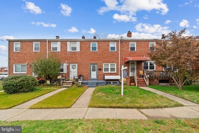 Building Photo - 3 Bedroom Dundalk