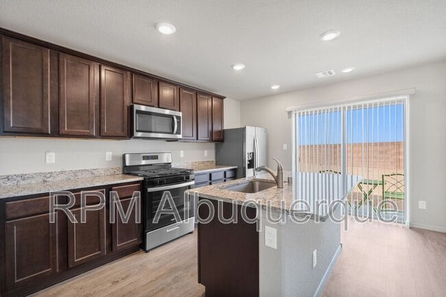 Building Photo - 3884 Hernandez St SW