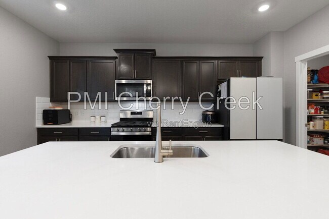 Building Photo - 17988 Sky Pilot Ave