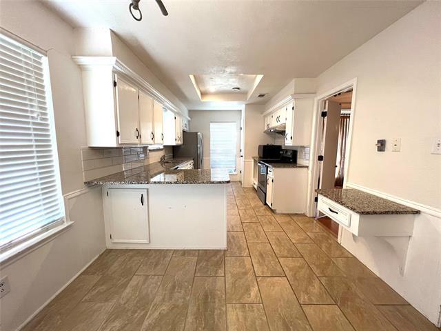 Building Photo - 1501 Willow Crest Dr