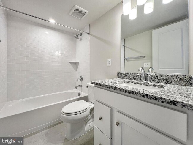 Building Photo - 2176 Glacier Rd