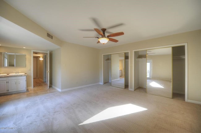Building Photo - 6548 E Presidio Rd