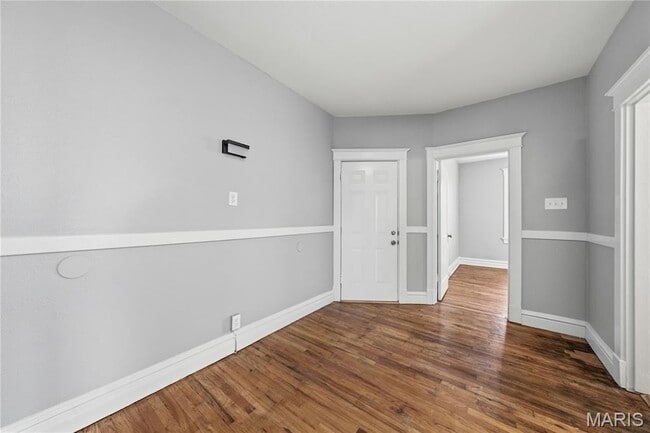 Building Photo - 4643 Evans Ave