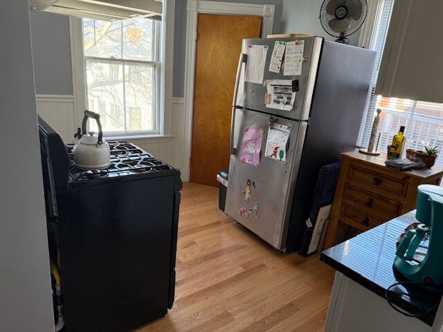 Building Photo - 137 Columbia St