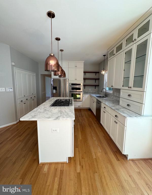 Building Photo - 805 Winterberry Dr