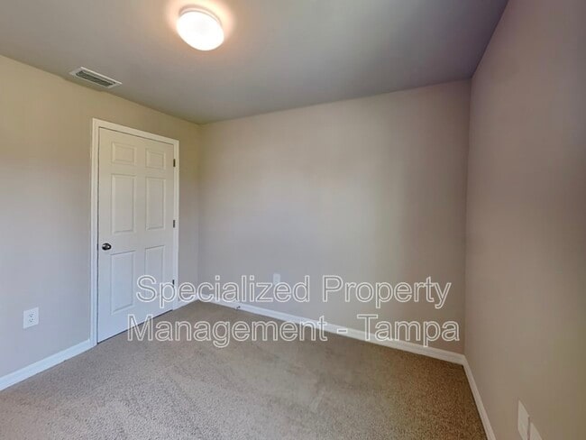 Building Photo - 4731 Gillot Blvd