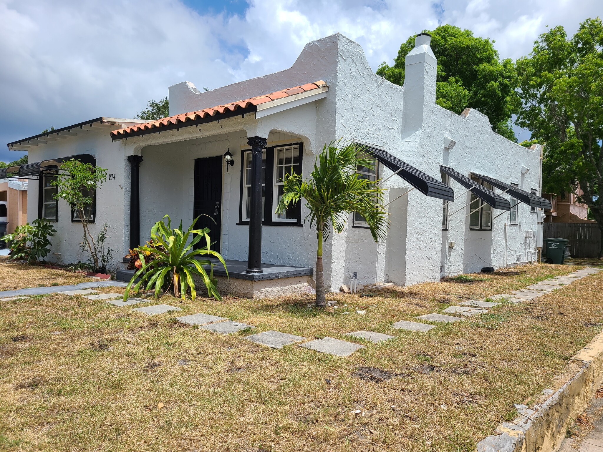 Building Photo - 274 Bayberry Dr