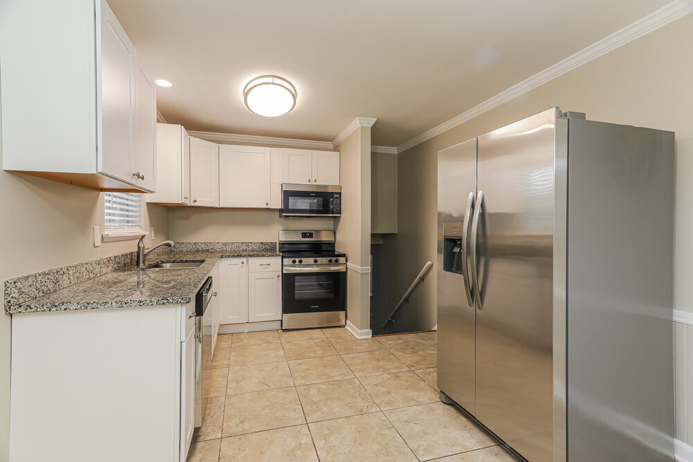 Building Photo - 1217 Turf Dr