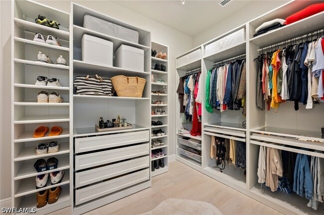 Building Photo - 3509 Pilot Cir