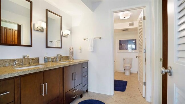Building Photo - 3900 Galt Ocean Dr