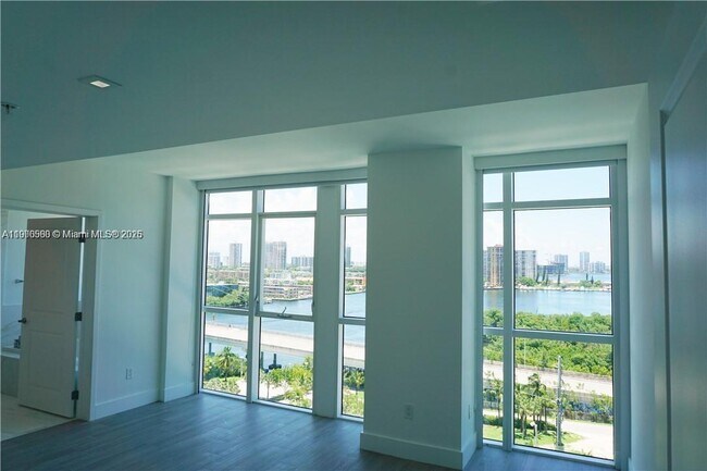 Building Photo - 400 Sunny Isles Blvd