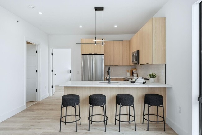 Building Photo - 9-11 Passaic St