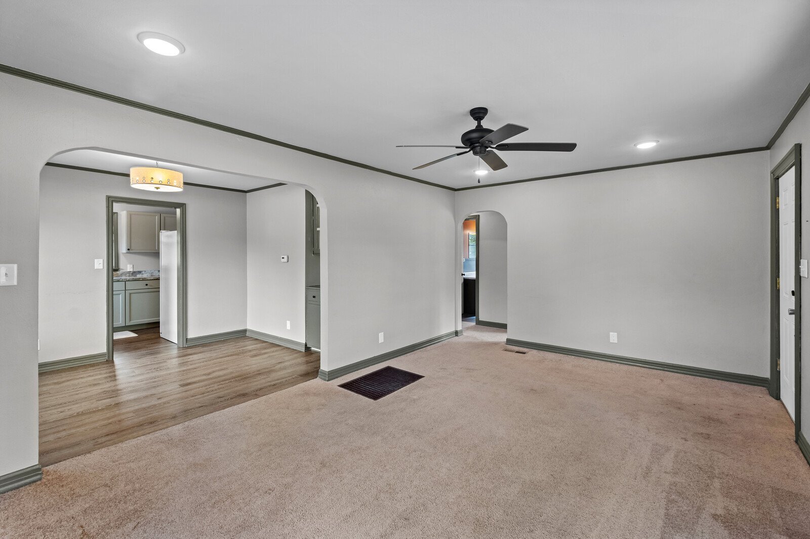 Building Photo - 2228 W Wedington Dr