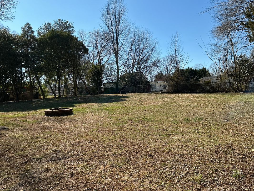 Building Photo - 4910 Pine Hall Rd