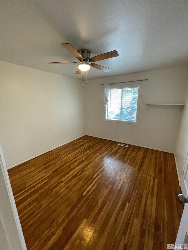 Building Photo - 1245 Coleman Dr