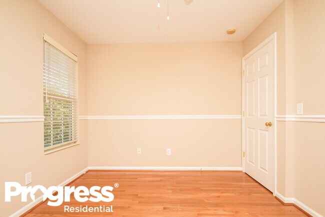 Building Photo - 1508 Stoner Valley