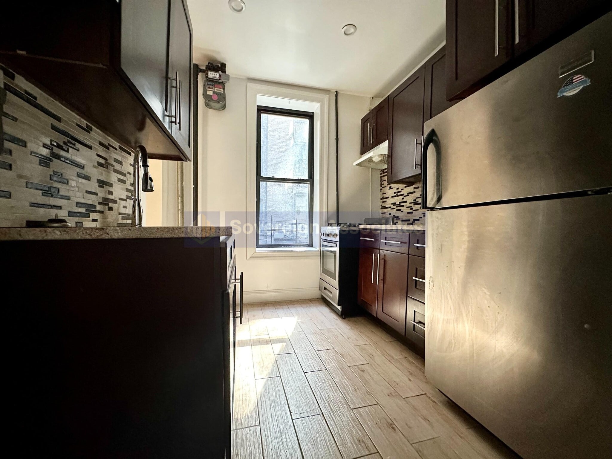 Building Photo - 526 W 161st St