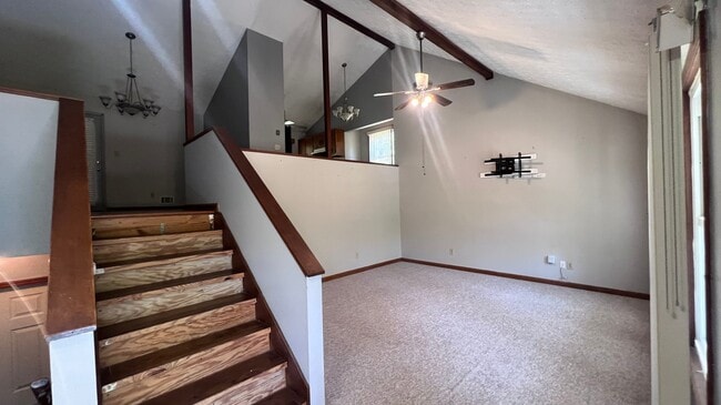 Building Photo - 6460 Lake Esther Dr