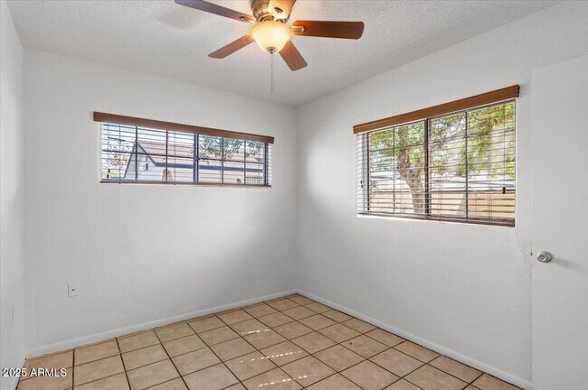 Building Photo - 6713 N 63rd Ave