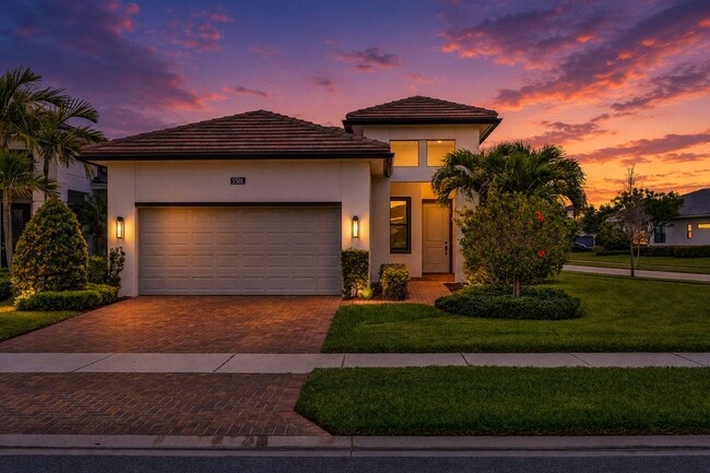 Building Photo - 5501 Santa Rosa Ln
