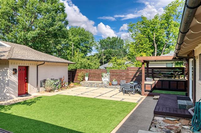 Building Photo - 803 Brookhurst Dr