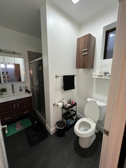 Bathroom with large standing shower - 2336 N Southport Ave
