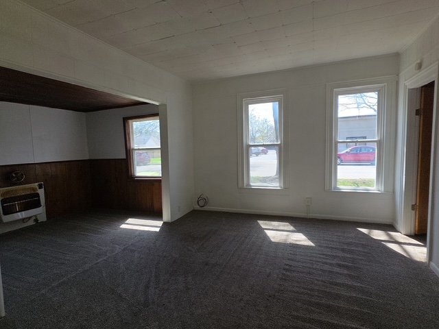 Building Photo - 108 E Montcalm St