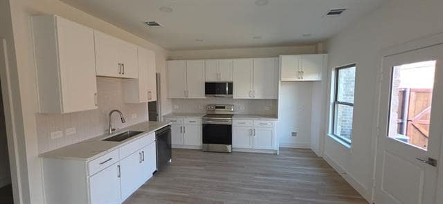 Building Photo - 130 Pinkie Holmes Dr